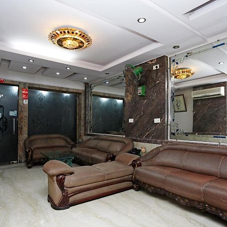 Hotel O Mid Town 德里 外观 照片